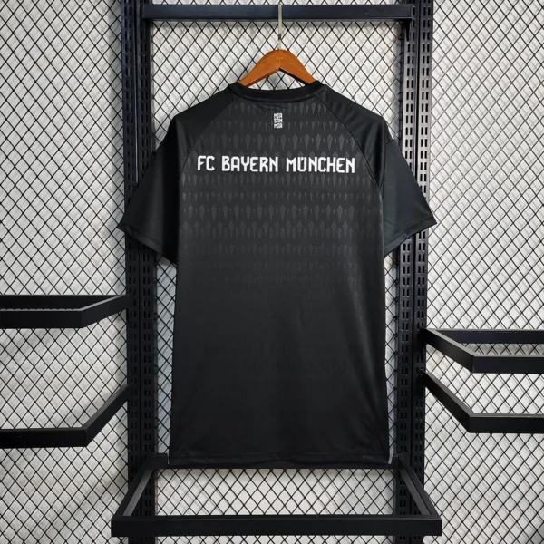 2023/2024 Bayern Munchen Goalkeeper Football Shirt