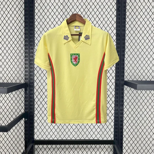 1976/1979 Retro Wales Away Shirt
