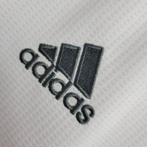 2015/2016 Retro Real Madrid Home Football Shirt