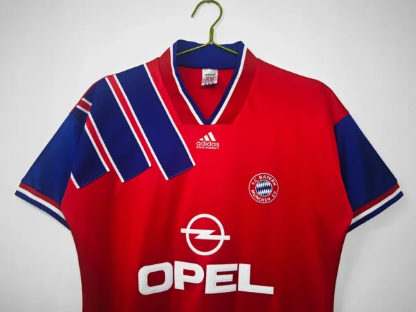 1993/1995 Retro Bayern Munchen Home Football Shirt