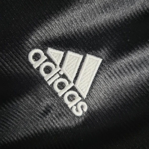1999/2001 Retro Real Madrid Third Away Football Shirt