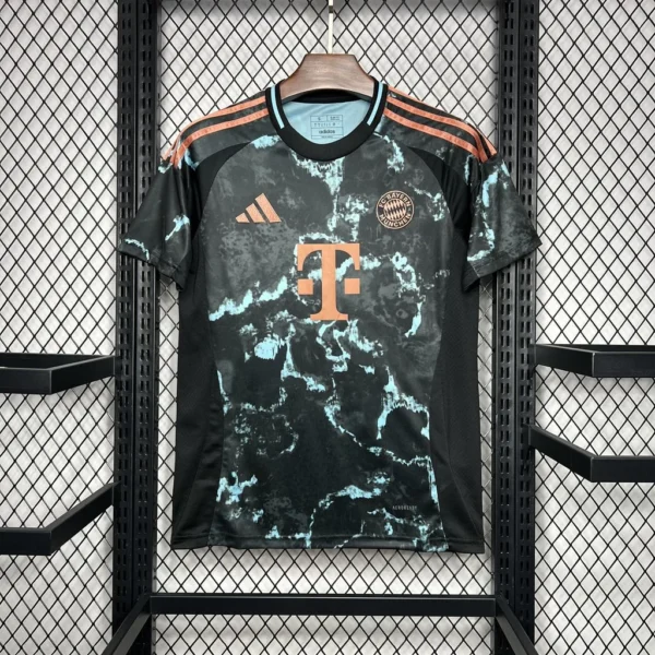 2024/2025 Bayern Munich Away Shirt