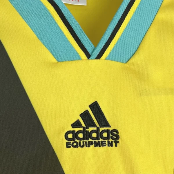 1993/1995 Retro Bayern Munchen Away Football Shirt