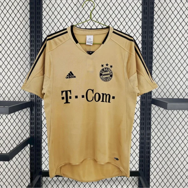 2004/2005 Retro Bayern Munchen Away Football Shirt