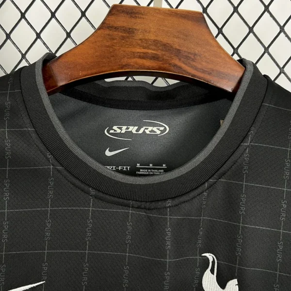 2025/2026 Tottenham Hotspur Away Shirt