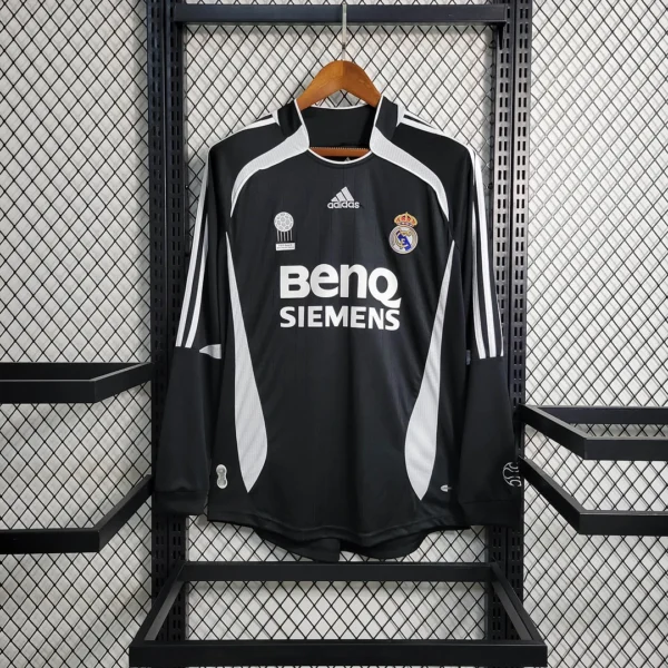 2006/2007 Retro Long Sleeve Real Madrid Away Football Shirt