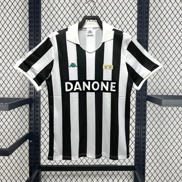 1992/1994 Retro Juventus Home Football Shirt