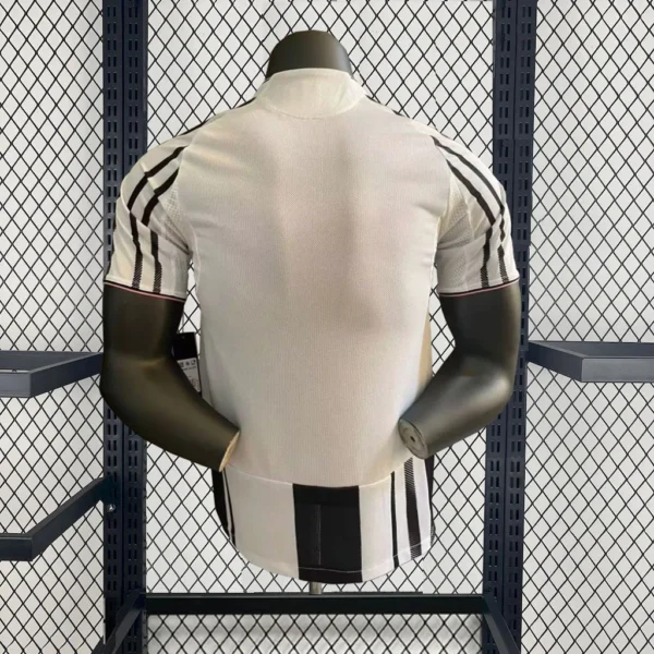 2025/2026 Player Version Juventus Home Football Shirt