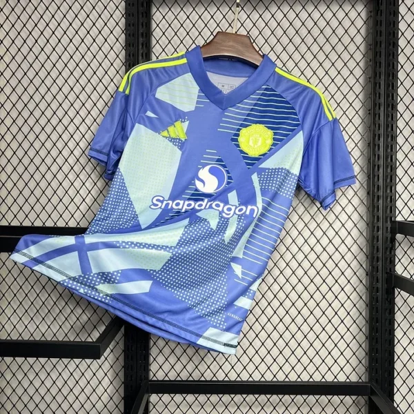 2024/2025 Manchester United Goalkeeper Football Shirt
